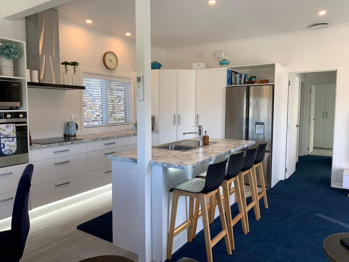 Coromandel Town Harbourside Cottage Luxury Accommodation Buitenkant foto